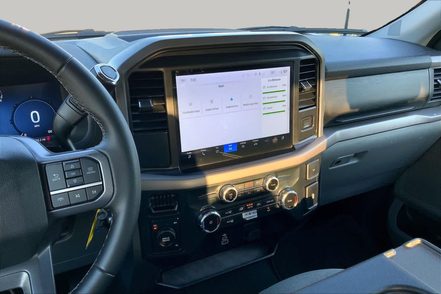 Used 2025 Iconic Silver Ford XLT image 7