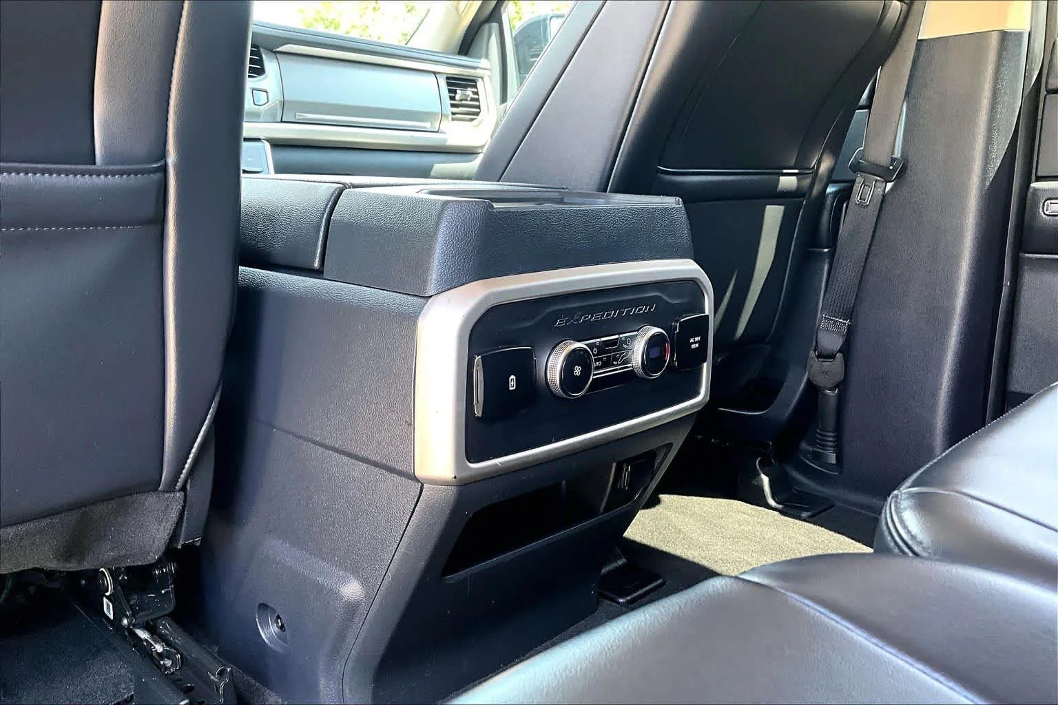 Certified Used 2024 Agate Black Metallic Ford XLT image 36