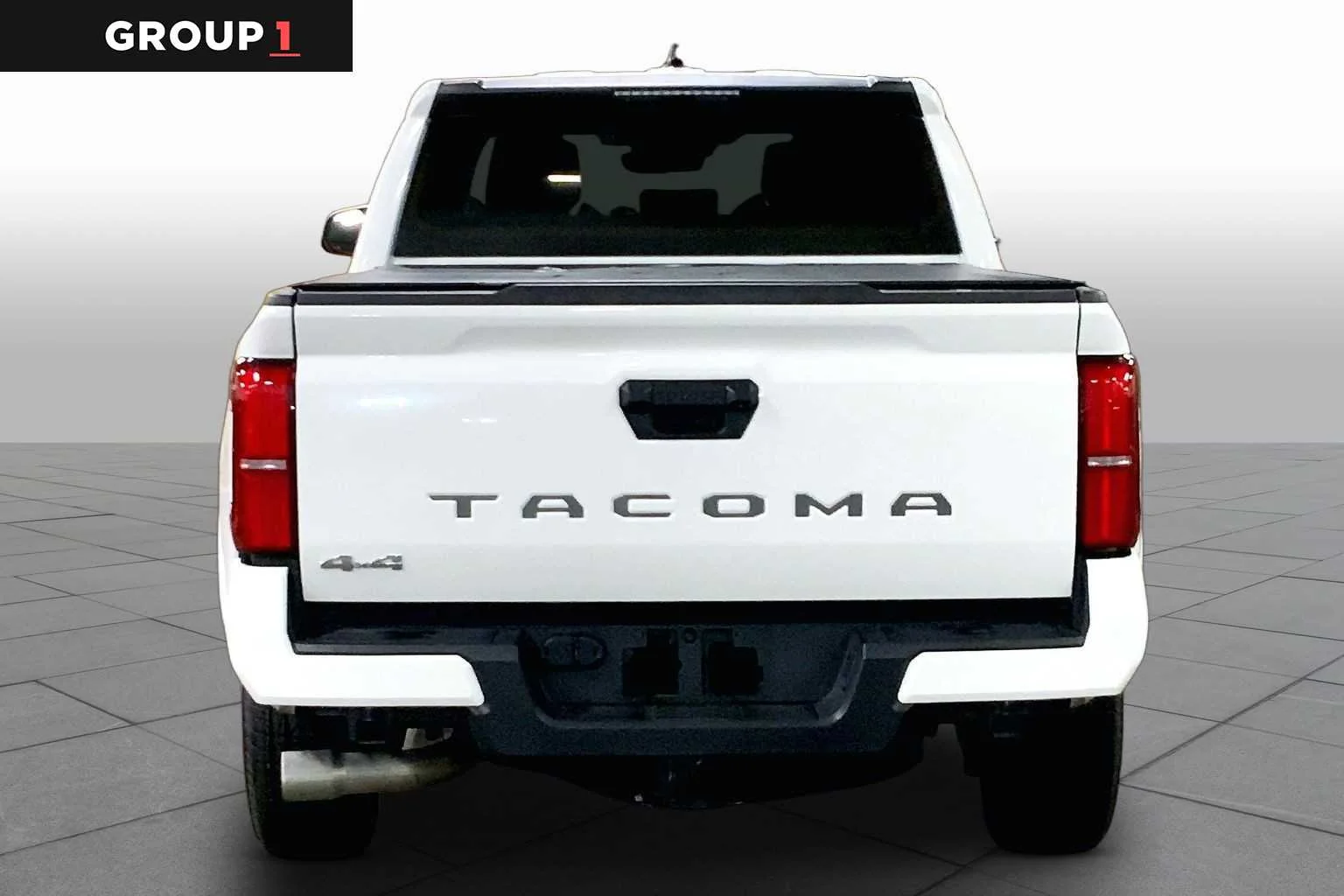 Used 2025 Ice Cap Toyota SR5 image 5