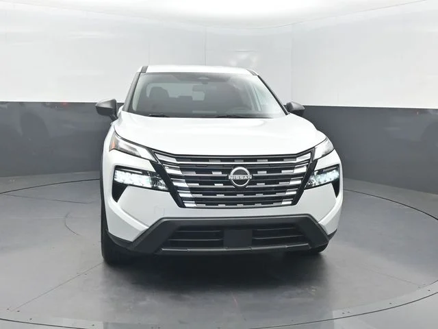 Used 2025 White Nissan S image 32
