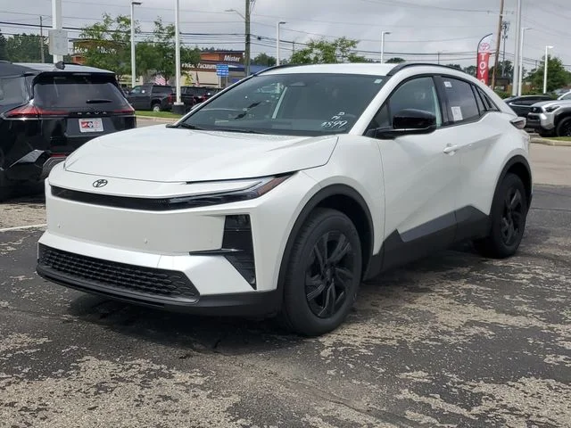 New 2026  Toyota SE image 2