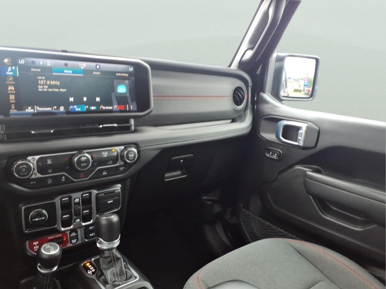 Used 2026 Black Clearcoat Jeep Rubicon image 15