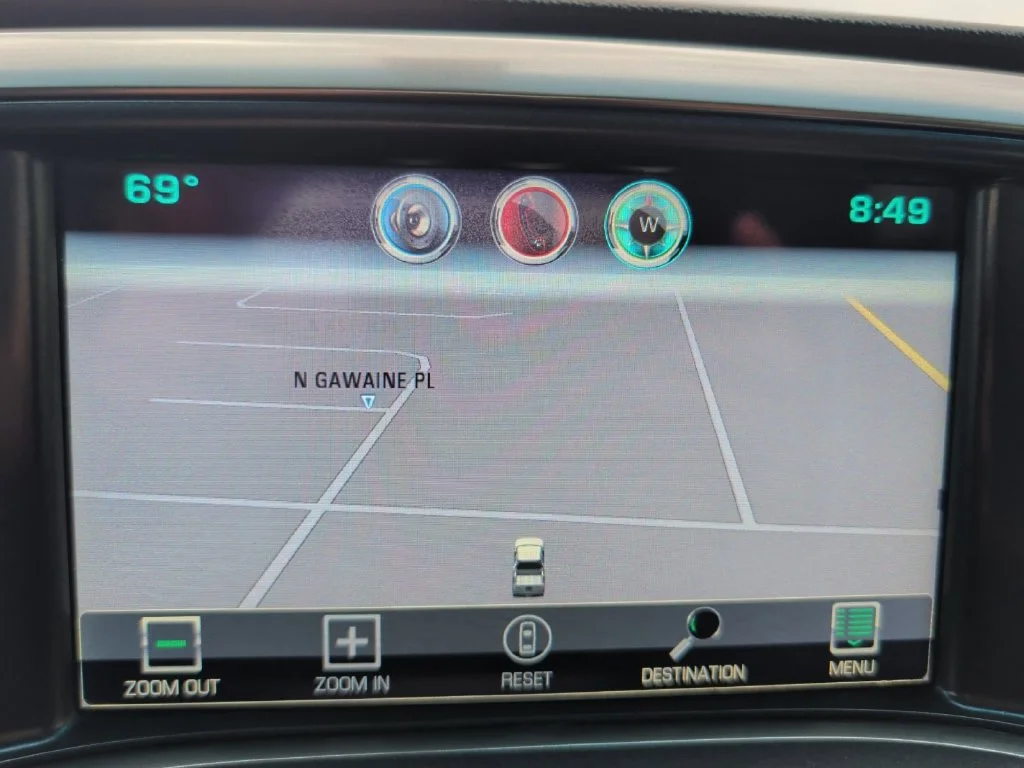 Used 2015 Black Chevrolet LT image 19