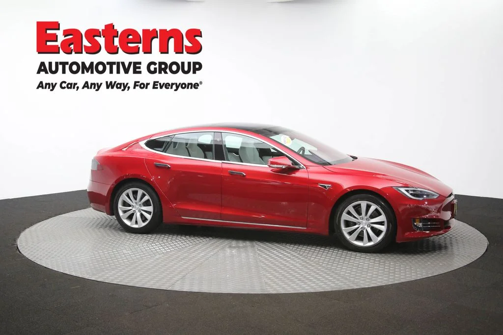 Used 2017 Red Tesla P100D image 44