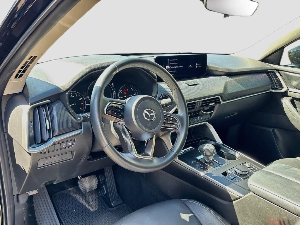 Certified Used 2024 Jet Black Mazda 3.3 Turbo Select image 9