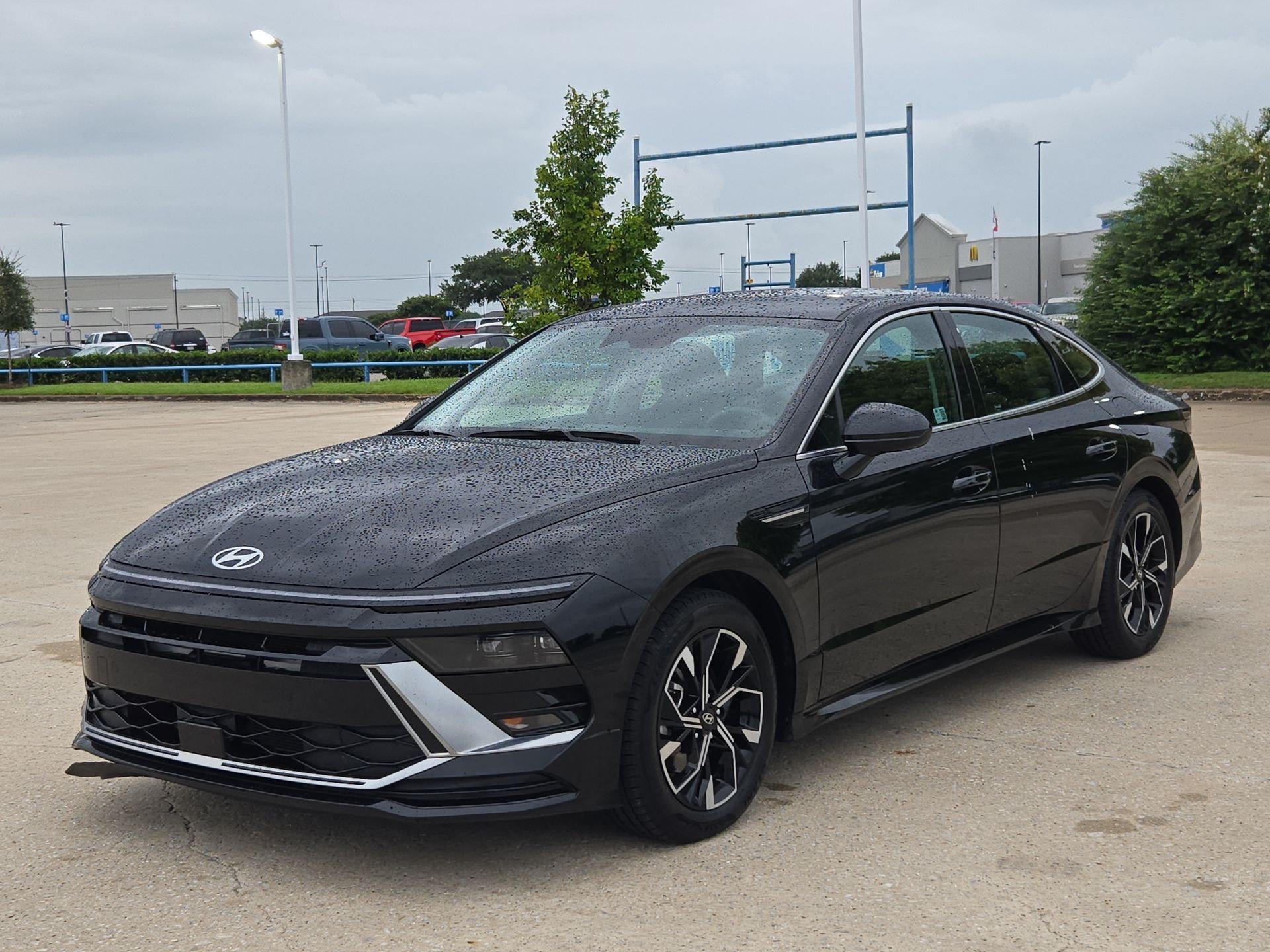 Used 2024 Onyx Black Hyundai SEL image 7