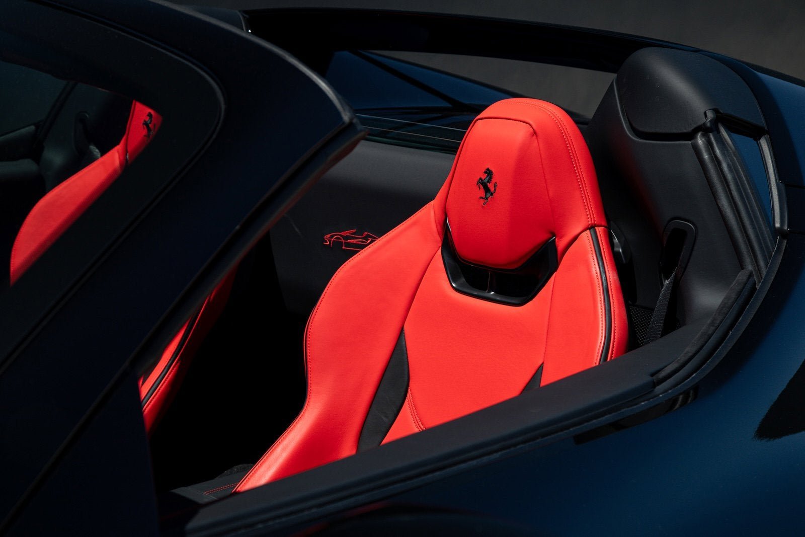 Certified Used 2025 Nero Ferrari  image 10