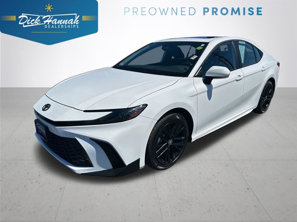 Used 2025 Ice Toyota SE image 1