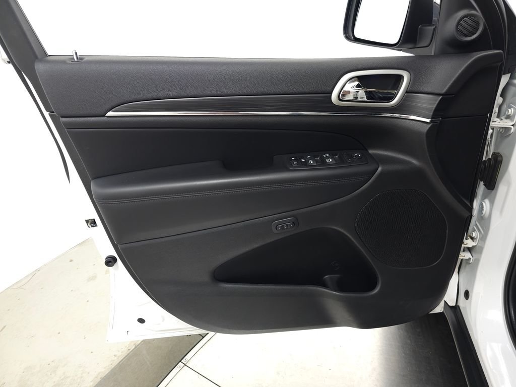 Used 2021 Bright White Clearcoat Jeep Limited image 14