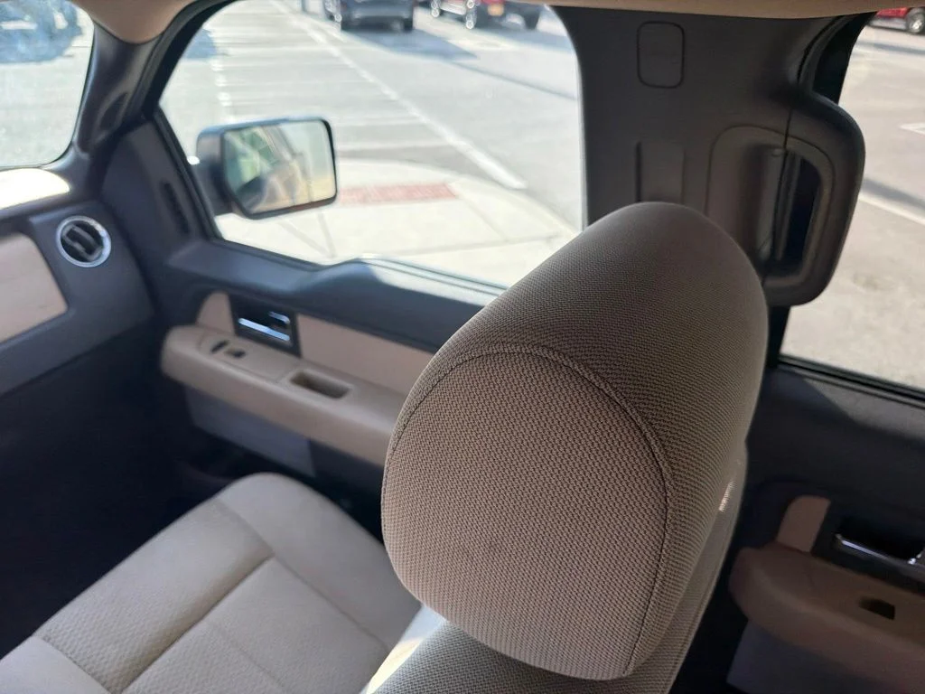 Used 2014  Ford XLT image 16