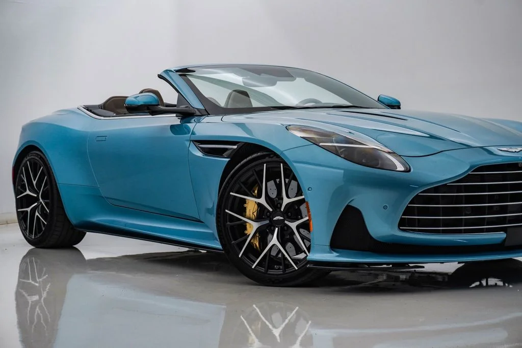 Used 2024 Q Caribbean Blue Pearl 2 Aston Martin Volante image 2