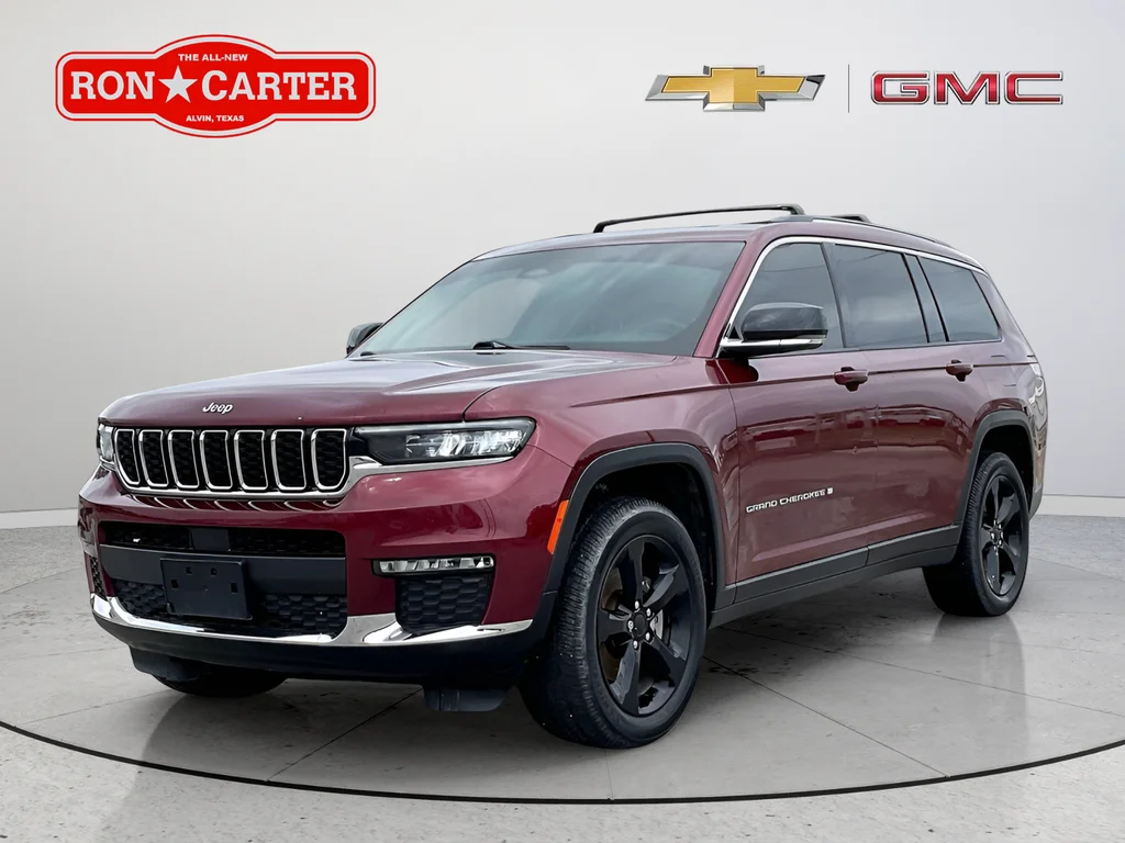Used 2021 Red Jeep Limited image 3