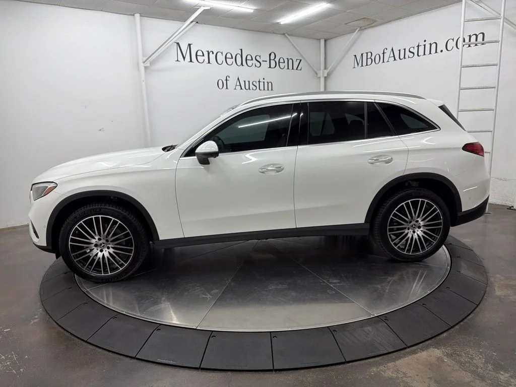 Certified Used 2026 White Mercedes-Benz GLC 300 image 4