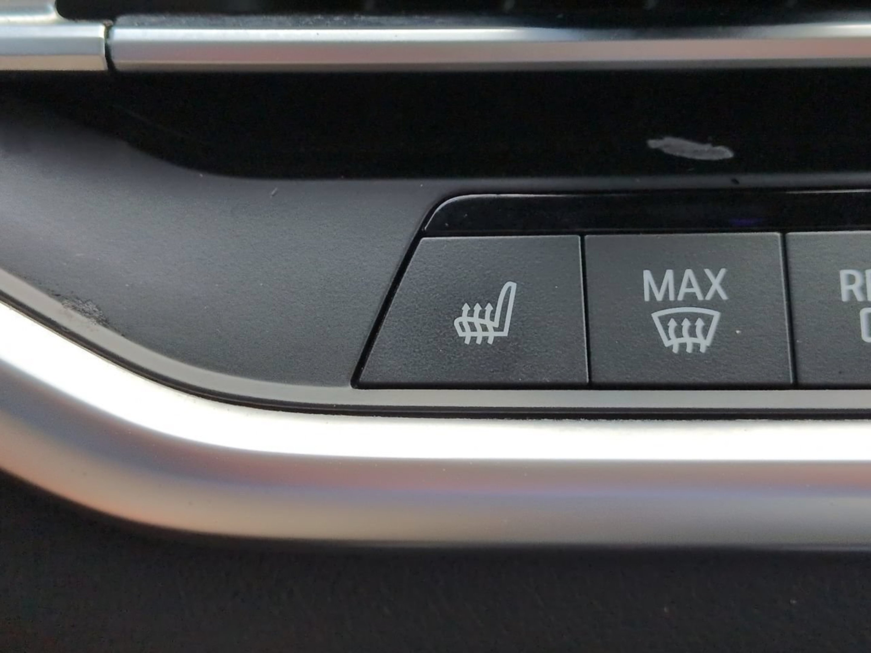 Used 2021 Phytonic Blue Metallic BMW sDrive40i image 24