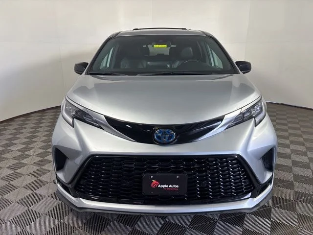 Certified 2022 Toyota Sienna XSE with VIN 5TDXSKFC1NS066650 for sale in White Bear Lake, Minnesota