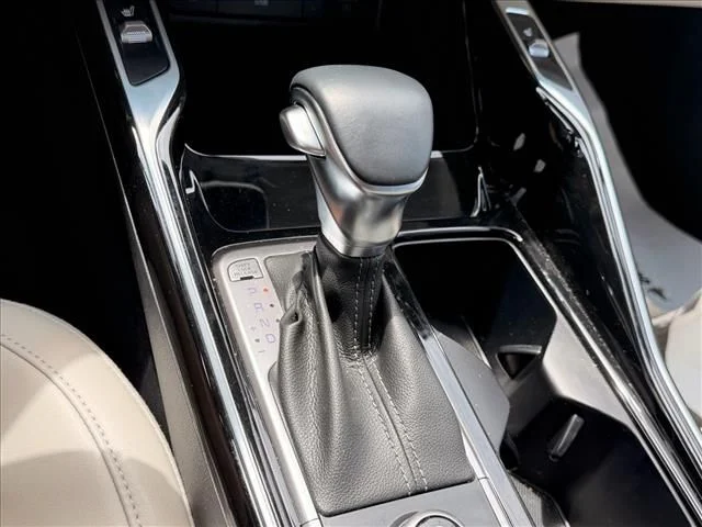 Used 2022 Gray Kia SX image 27