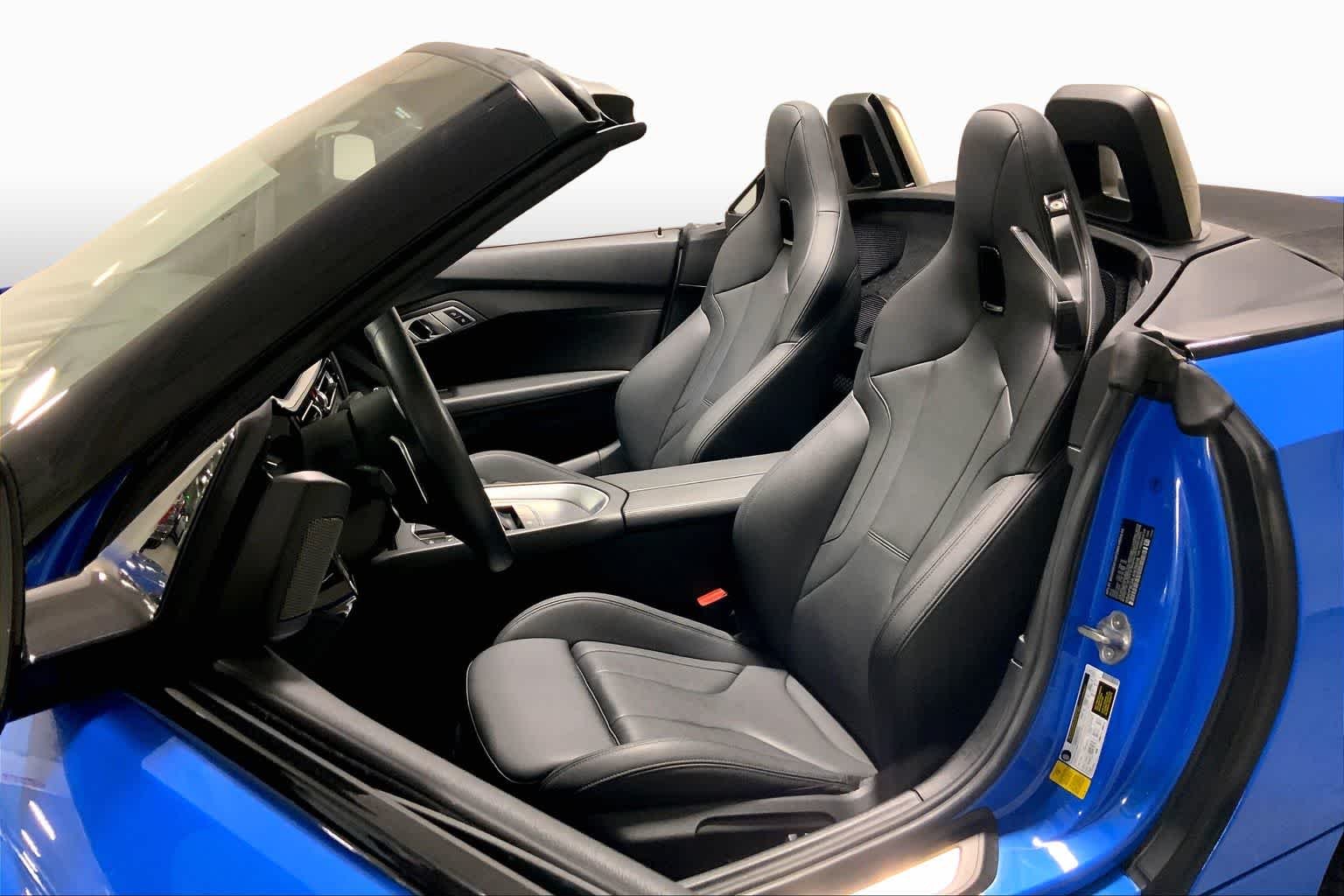 Used 2020 Misano Blue Metallic BMW sDriveM40i image 7