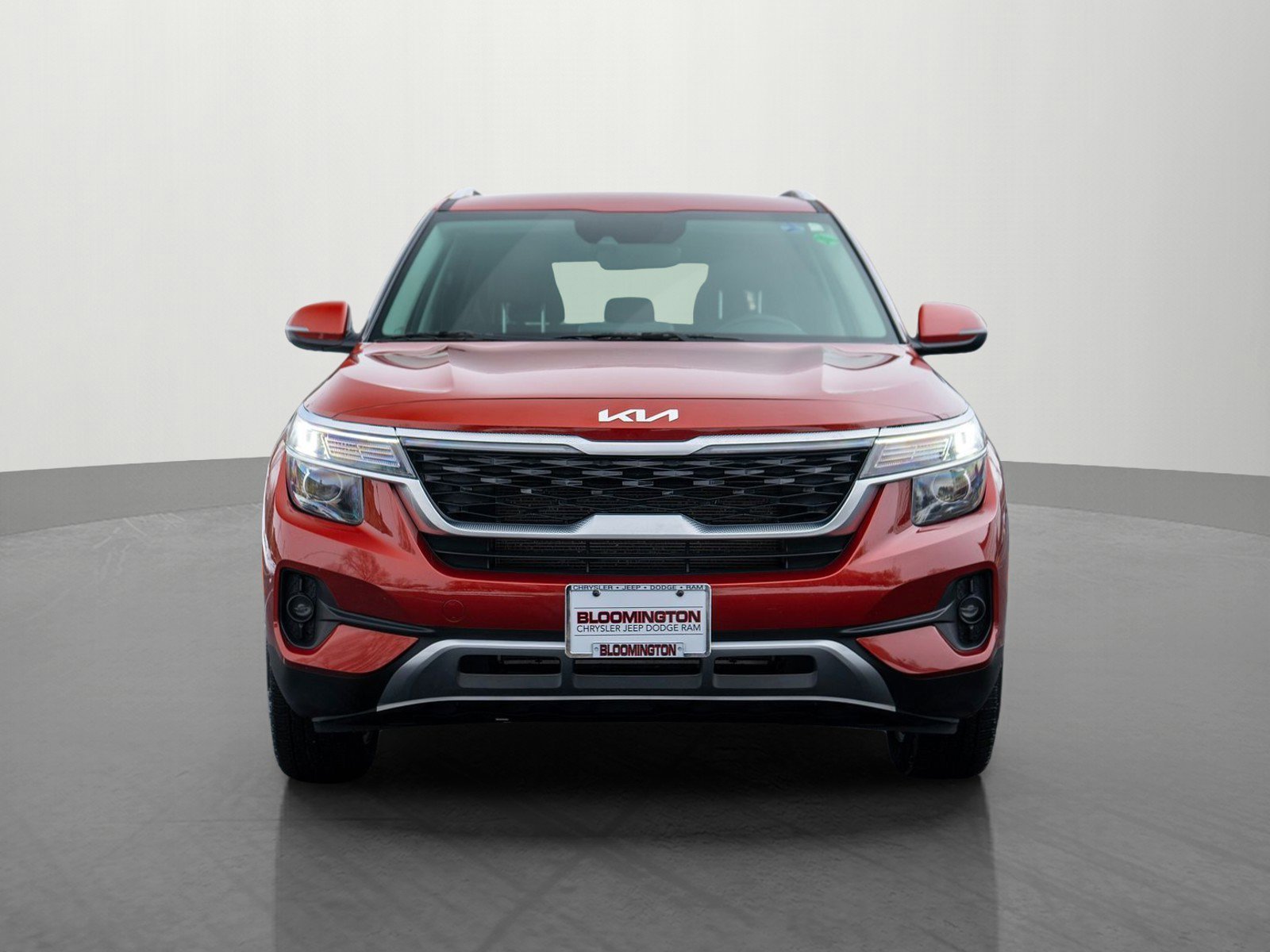 Used 2023 Kia Seltos S with VIN KNDEUCAA0P7454432 for sale in Minneapolis, Minnesota