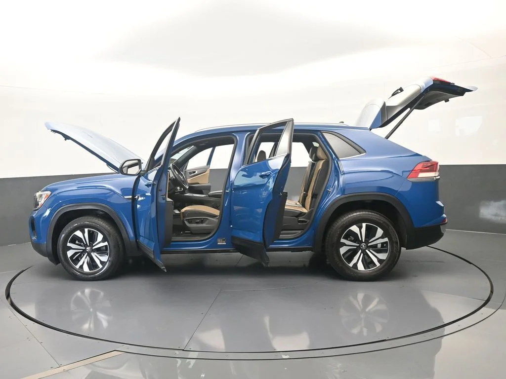 Used 2025 Blue Metallic Volkswagen 2.0T SE image 58