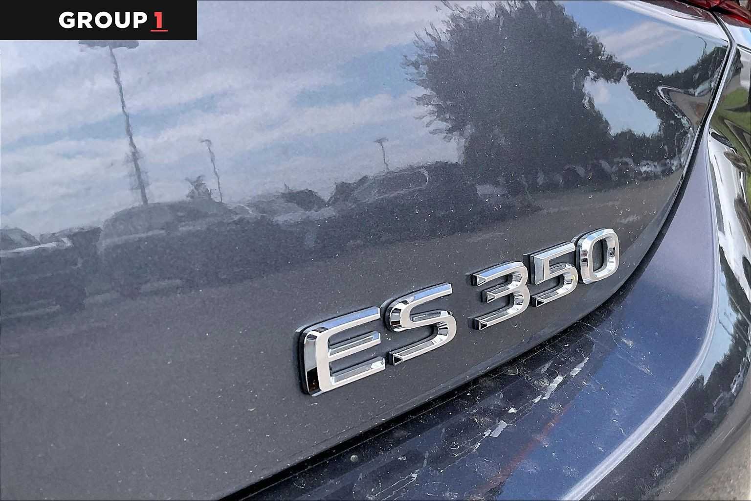 Used 2024 Cloudburst Gray Lexus F SPORT Handling image 29