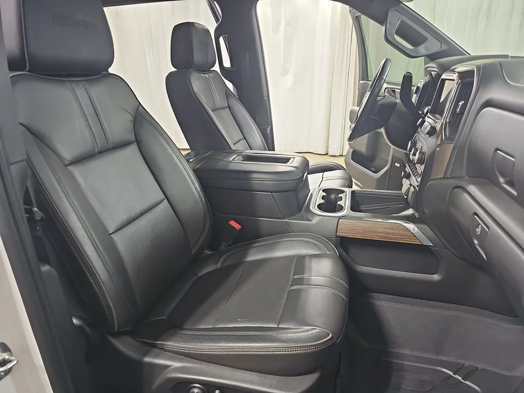 Used 2020 Beige Chevrolet High Country image 13