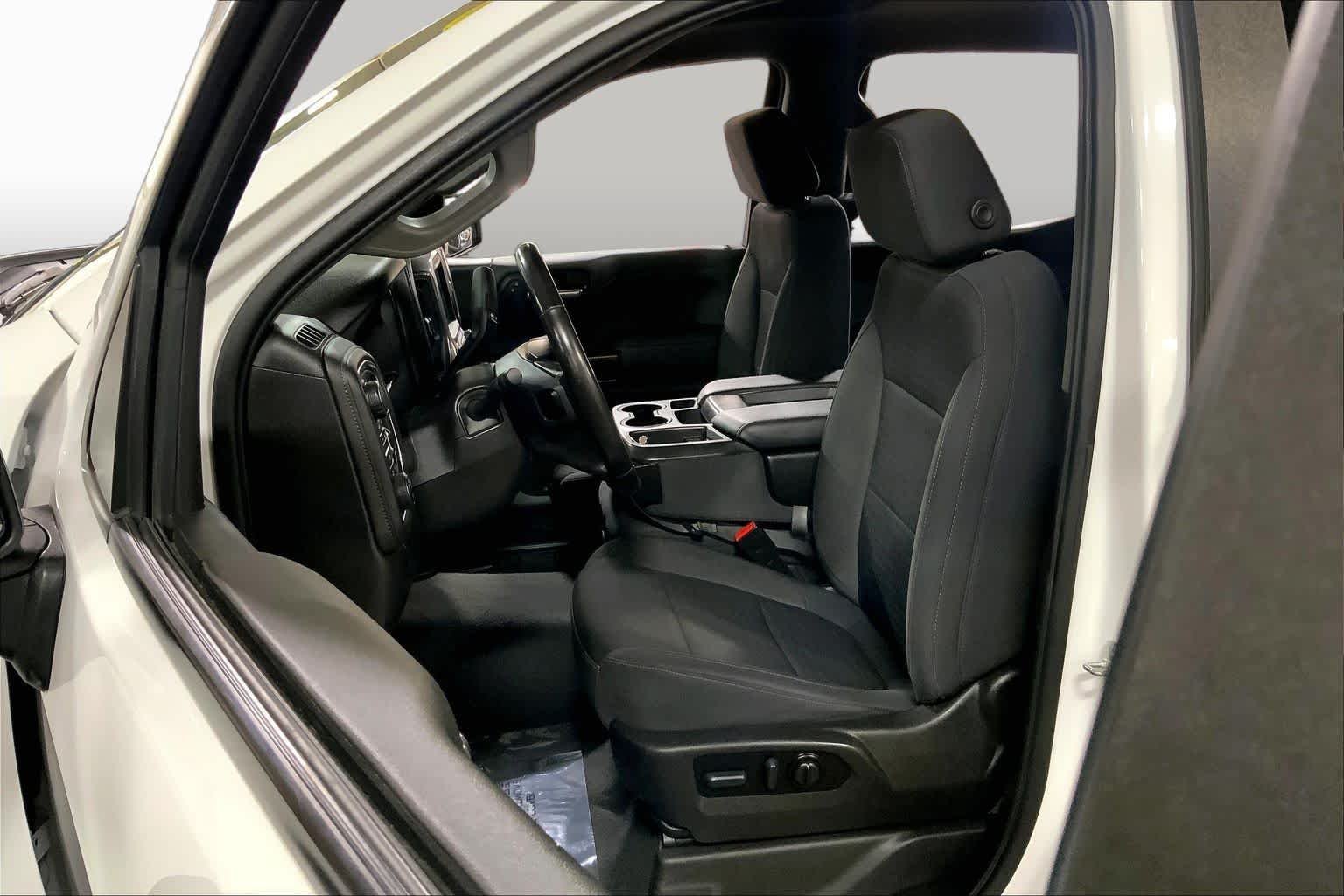 Used 2021 Summit White Chevrolet LT image 8