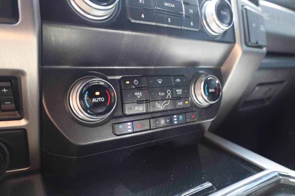 Used 2020 Star White Ford XL image 16