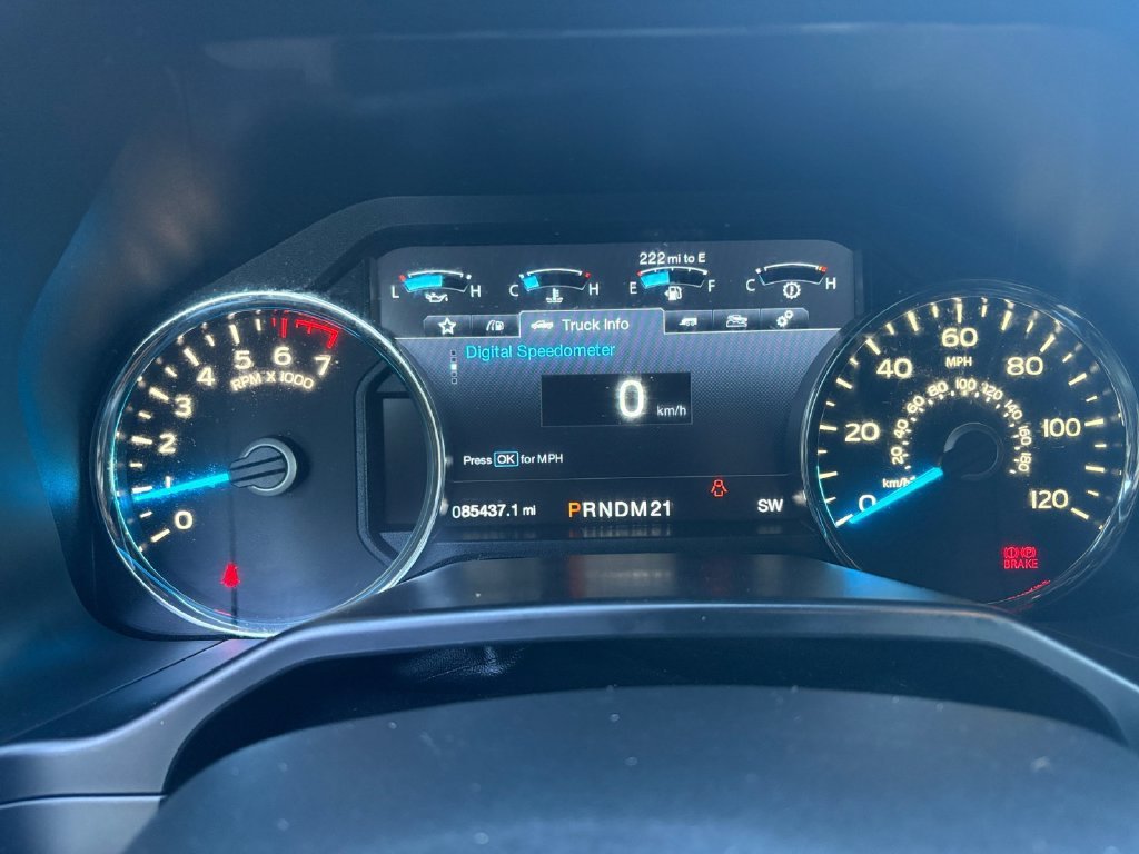 Used 2015 Silver Ford  image 10