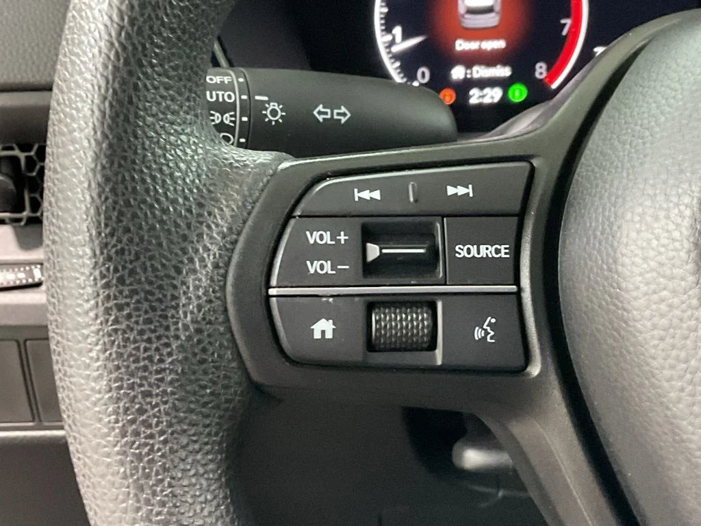 2023 Honda CR-V LX - Photo 10