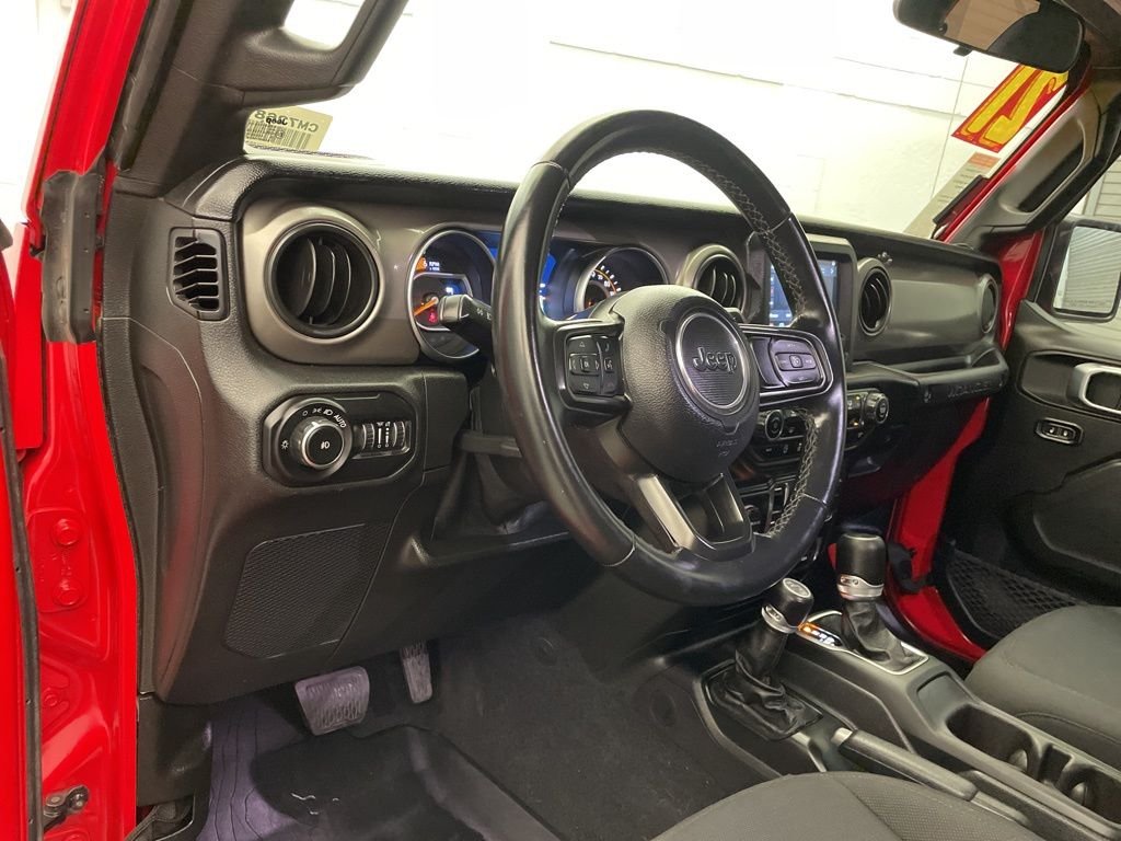 Used 2021 Red Jeep Unlimited Willys image 17