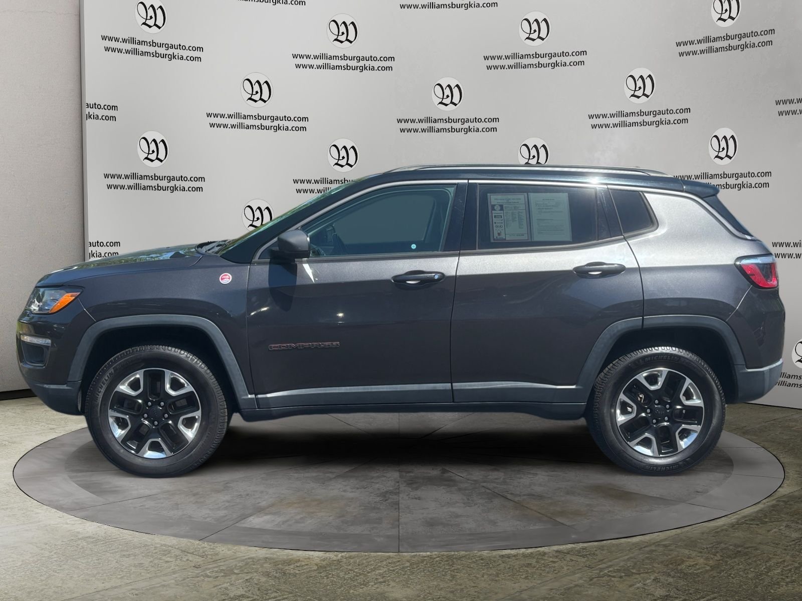 Used 2018 Jeep Compass Trailhawk with VIN 3C4NJDDB9JT199253 for sale in Williamsburg, VA
