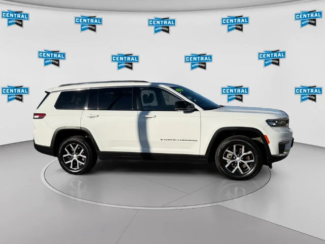 Certified Used 2023 White Jeep Limited image 6