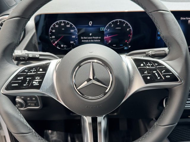 New 2026 Polar White Mercedes-Benz GLA 250 image 12