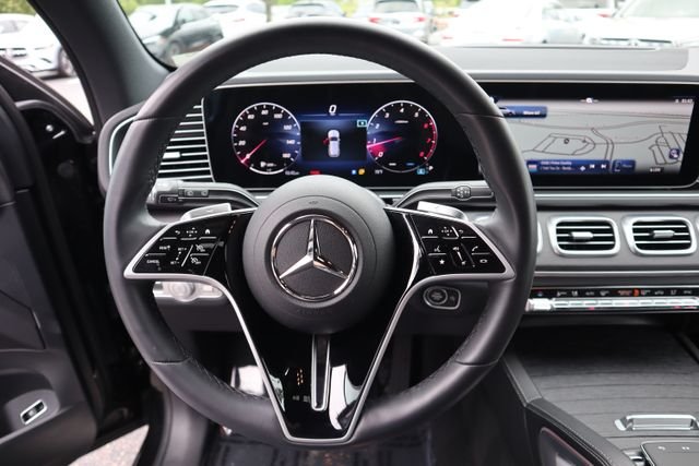 Certified Used 2025 Obsidian Black Metallic Mercedes-Benz GLE 450 image 9