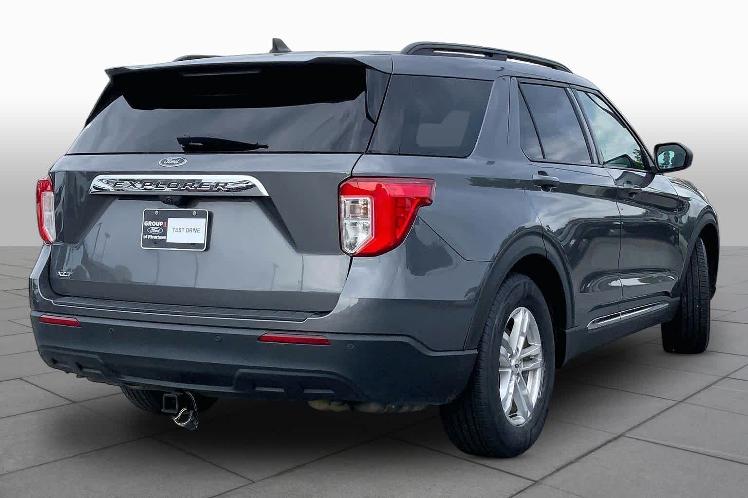 Used 2021 Carbonized Gray Metallic Ford XLT image 13