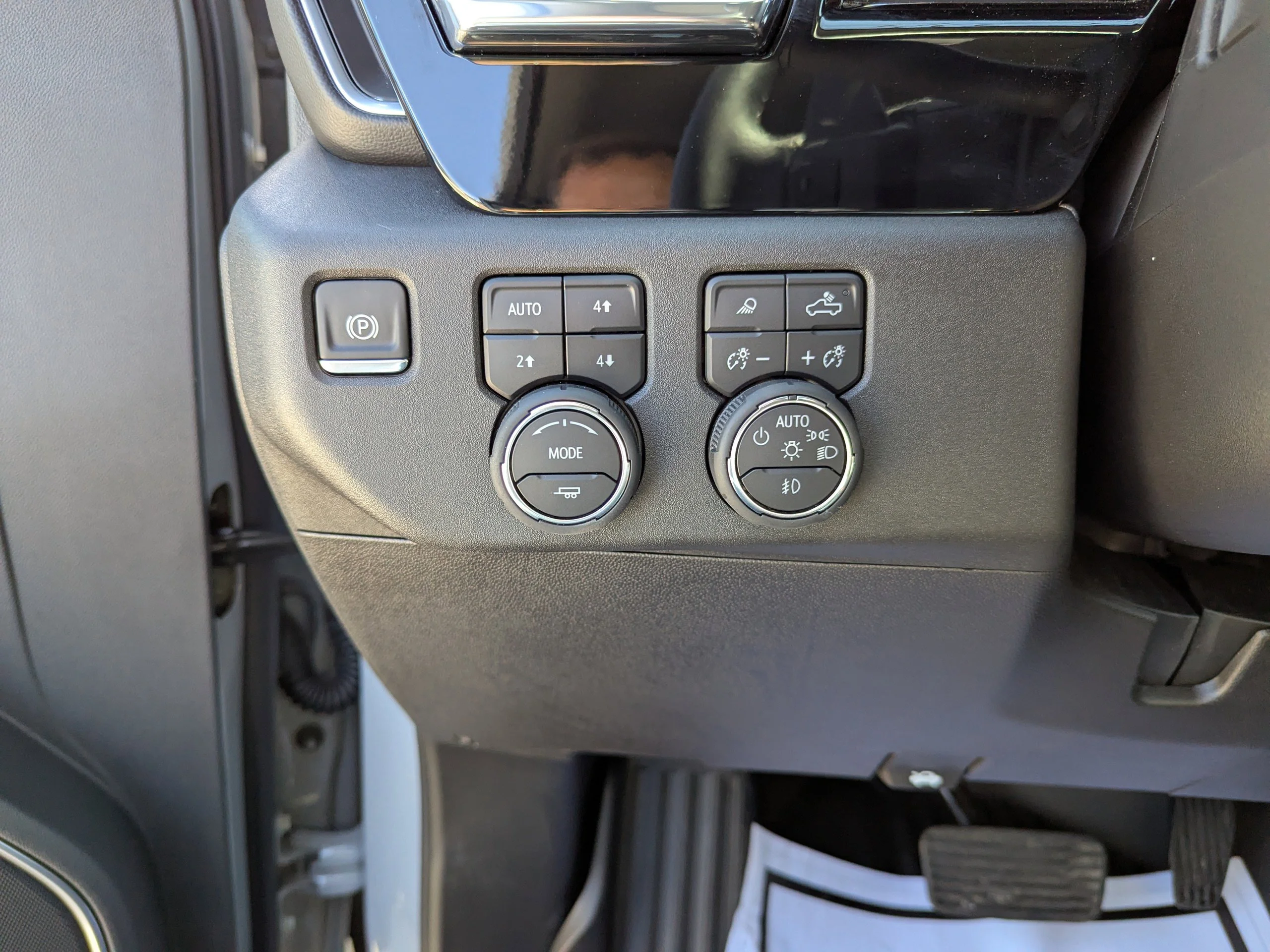 2025 Chevrolet Silverado 1500 RST - Photo 14