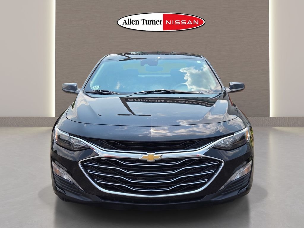 Used 2025 Black Chevrolet LT image 3