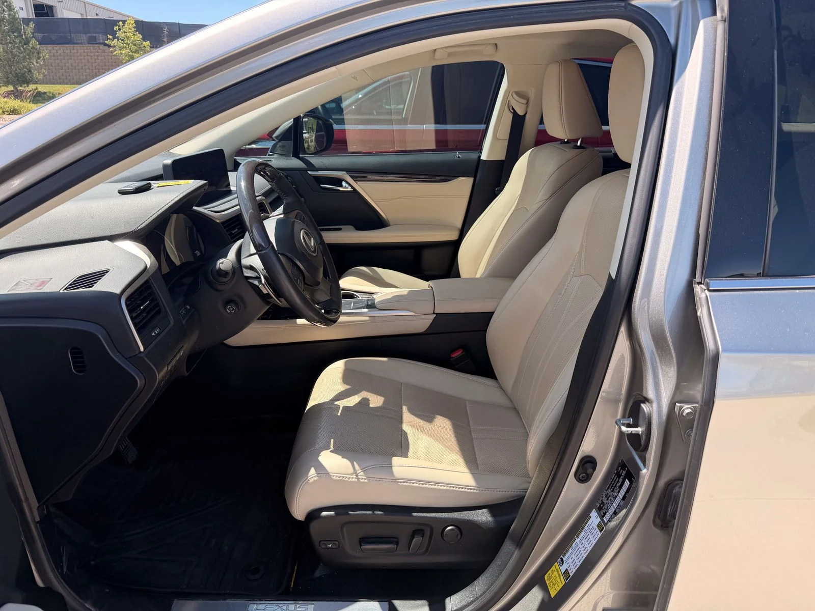 Used 2022 Silver Lexus 450h image 6
