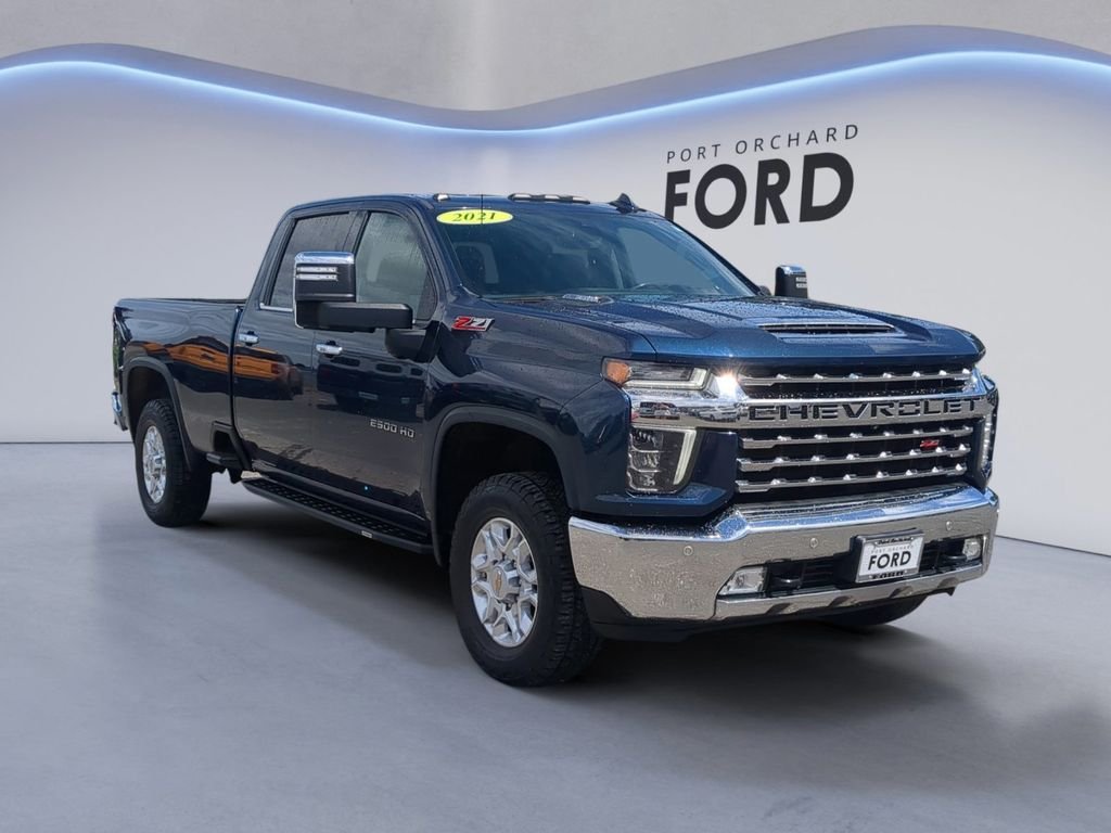Used 2021 Blue Chevrolet LTZ image 9
