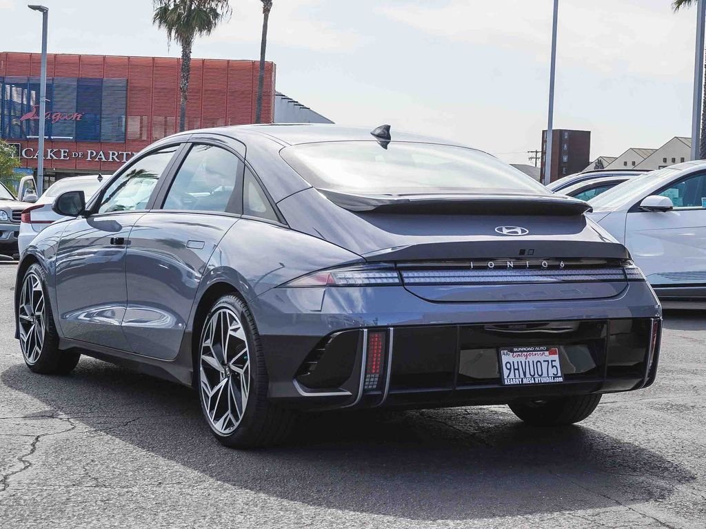 Used 2023 Blue Hyundai SEL image 4