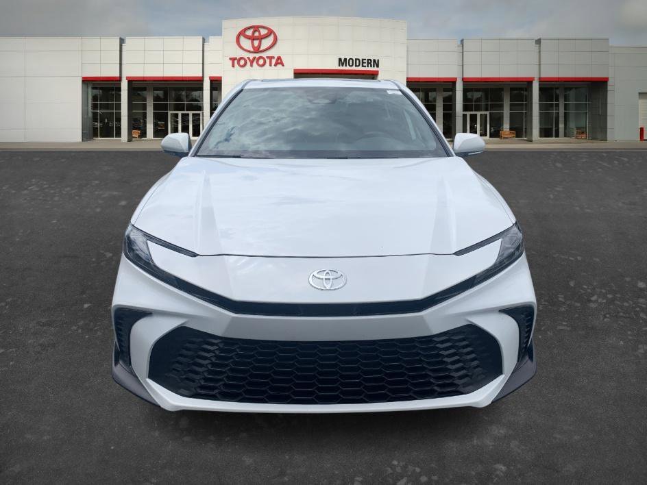 Certified Used 2025 Ice Toyota SE image 2