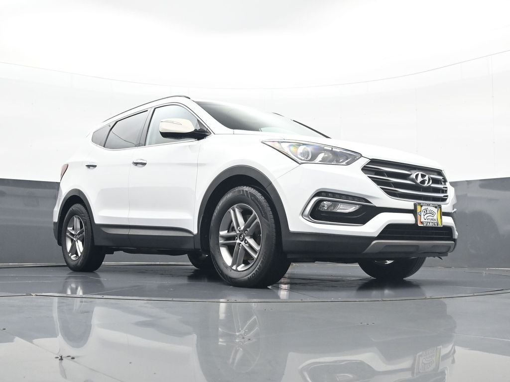 Used 2018 White Hyundai 2.4 Base image 23