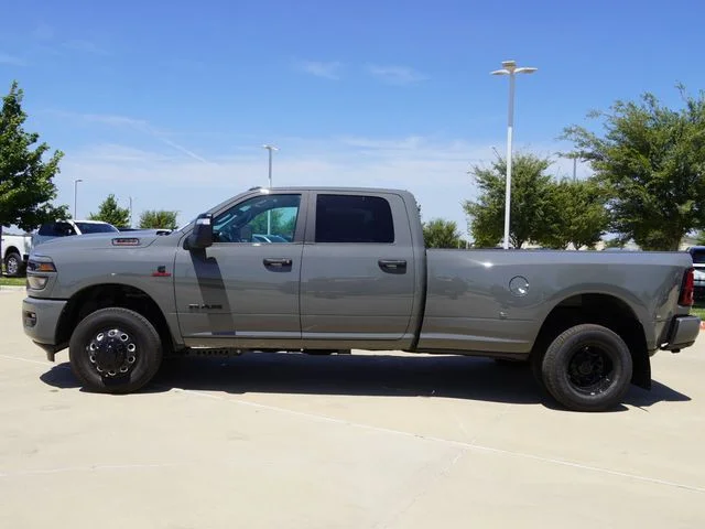 New 2027 Ceramic Gray Clear-Coat Exterior Paint RAM Big Horn image 6
