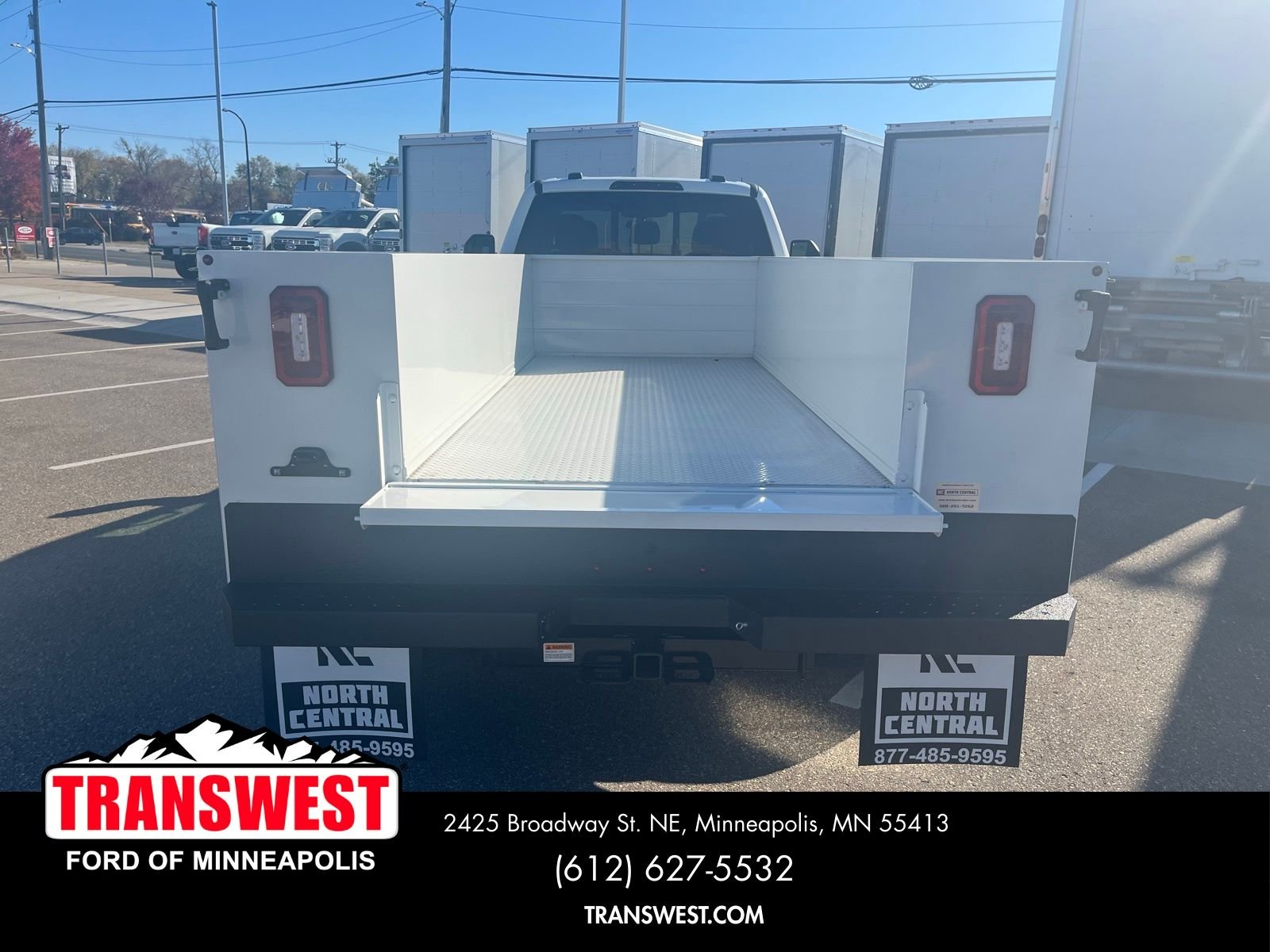 2025 Ford F-550 Super Duty Chassis Cab XL - Photo 6