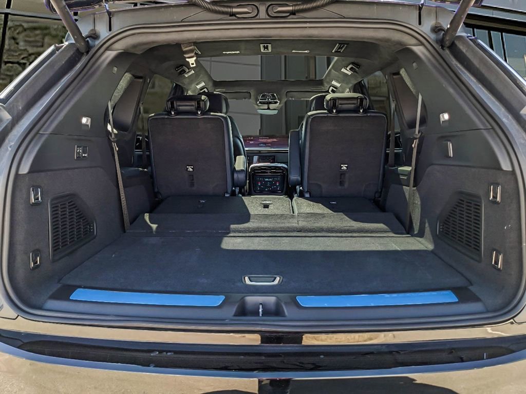 2025 Cadillac Escalade IQ Sport 2 - Photo 18