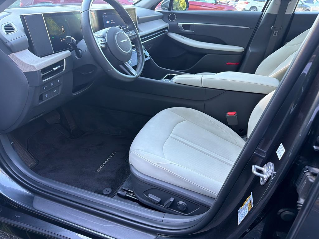 2024 Hyundai Sonata Hybrid SEL - Photo 9