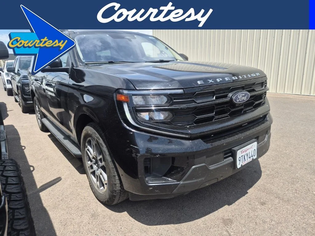2025 Ford Expedition Active MAX 4x4's photo