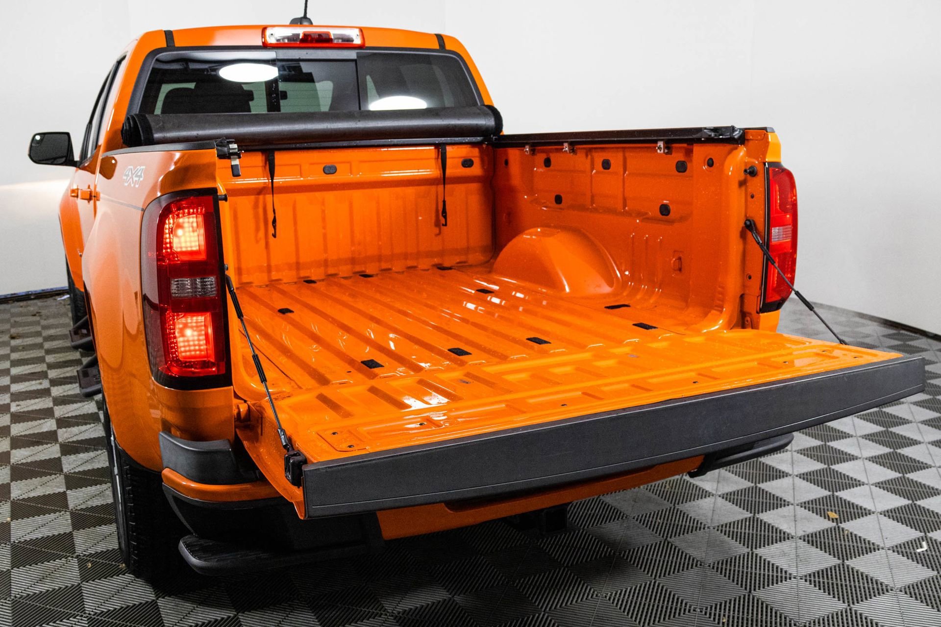 2021 CHEVROLET COLORADO - Image 12