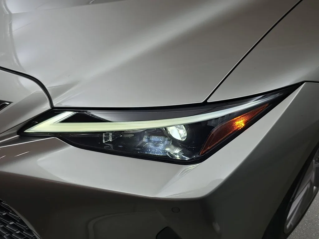 Used 2022 Silver Lexus 300 image 29