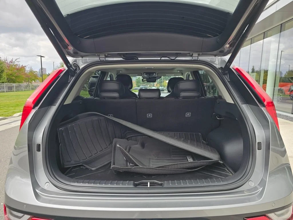 Used 2023  Kia Wave image 18